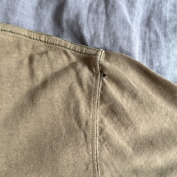 T shirt - Picture 8 of 9